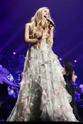 Joss Stone live bei der 31. Night of the Proms 2025 in der Barclays Arena. Hamburg, 05.12.2025
