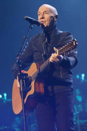 Night of the Proms Hamburg Midge Ure, Night of the Proms, Barclays Arena, Hamburg, 05.12.2025 Copyright: xEventpressxBecherx