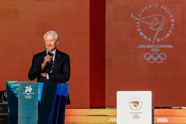 December 6, 2025, Rome, Italia, Italy: 06 12 2025 Rome, The Olympic Torch leaves Rome for the 2026 Milan Cortina Winter Olympics. Pictured is CONI President Luciano Bonfiglio. Rome Italy  - ZUMAa289 20251206_zia_a289_017 Copyright: xFrancescoxFotiax