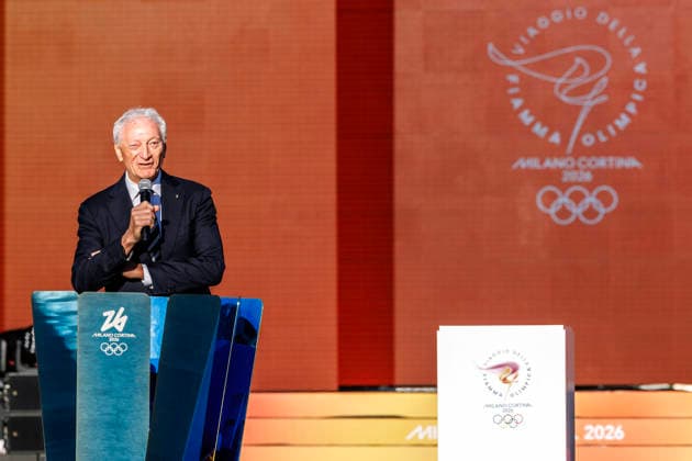 December 6, 2025, Rome, Italia, Italy: 06 12 2025 Rome, The Olympic Torch leaves Rome for the 2026 Milan Cortina Winter Olympics. Pictured is CONI President Luciano Bonfiglio. Rome Italy  - ZUMAa289 20251206_zia_a289_026 Copyright: xFrancescoxFotiax