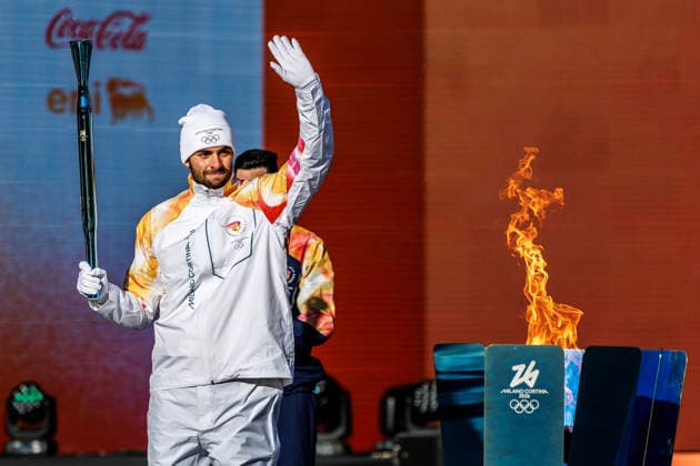 December 6, 2025, Rome, Italia, Italy: 06 12 2025 Rome, The Olympic Torch leaves Rome for the Milan Cortina 2026 Winter Olympics. In the photo, Gregorio Paltrinieri, the first torchbearer of the Milan Cortina 2026 Winter Olympics. Rome Italy  - ZUMAa289 20251206_zia_a289_035 Copyright: xFrancescoxFotiax