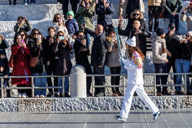 December 6, 2025, Rome, Italia, Italy: 06 12 2025 Rome, The Olympic Torch leaves Rome for the 2026 Milan Cortina Winter Olympics in the photo Elisa di Francisca Rome Italy  - ZUMAa289 20251206_zia_a289_038 Copyright: xFrancescoxFotiax