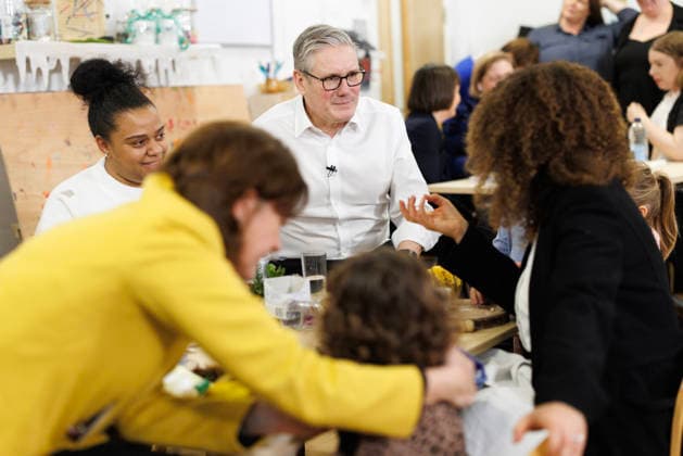 Prime Minister Keir Starmer visits Ely and Caerau children™s cen 05 12 2025. Cardiff, United Kingdom. Prime Minister Keir Starmer visits the Ely and Caerau Children™s Centre with the First Minister of Wales Eluned Morgan as the government lays out its plan to reduce child poverty., Credit:Simon Dawson Avalon United Kingdom, Wales, Cardiff  Copyright: xSimonxDawsonx xAvalonx 1057006485
