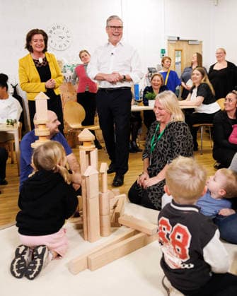 Prime Minister Keir Starmer visits Ely and Caerau children™s cen 05 12 2025. Cardiff, United Kingdom. Prime Minister Keir Starmer visits the Ely and Caerau Children™s Centre with the First Minister of Wales Eluned Morgan as the government lays out its plan to reduce child poverty., Credit:Simon Dawson Avalon United Kingdom, Wales, Cardiff  Copyright: xSimonxDawsonx xAvalonx 1057006522
