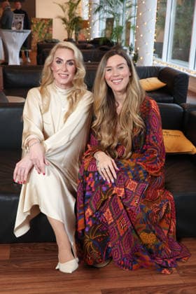 Die britische Soul-Pop Sängerin und Schauspielerin Joss Stone (bürgerlich Joscelyn Eve Stoker) nutzte einen Auftritt bei der Night of the Proms in der Barclays Arena in Hamburg, um auf Kinderdemenz aufmerksam zu machen. Sie ist Botschafterin der NCL-Stiftung. Vor der Show malte sie gemeinsam mit der Künstlerin Juliane Golbs ein Bild, das zugunsten der Stiftung versteigert werden soll. Hamburg 6.12.2025