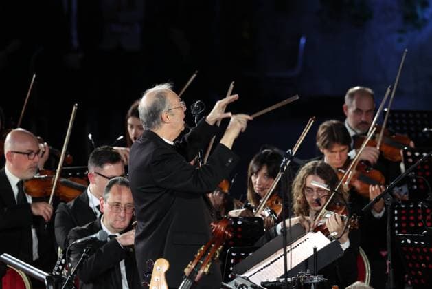 December 6, 2025, Rome, Rome, Italy: Pope Leo XIV attends the concert for the poor with Canadian singer Michael Steven Buble and Serena Autieri held in the Paul VI Hall in the Vatican. Vatican City 06 12 2025 Rome Italy  - ZUMAa289 20251206_zia_a289_114 Copyright: xMariaxLauraxAntonellix
