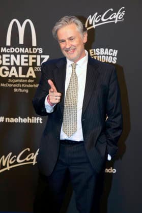 Timothy Peach bei der 20. McDonald s Benefiz Gala zugunsten der McDonald s Kinderhilfe Stiftung in den Eisbach Studios. München, 06.12.2025
