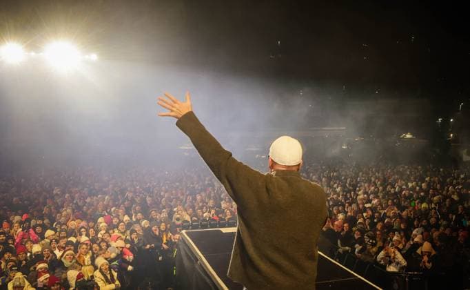 06.12.2025, Schladming, AUT, Unterwegs in Steiermark, Ski Opening 2025, Überraschungsauftritt, DJ-Ötzi, Backstreet Boys, im Bild DJ Ötzi, Gerry Friedle,