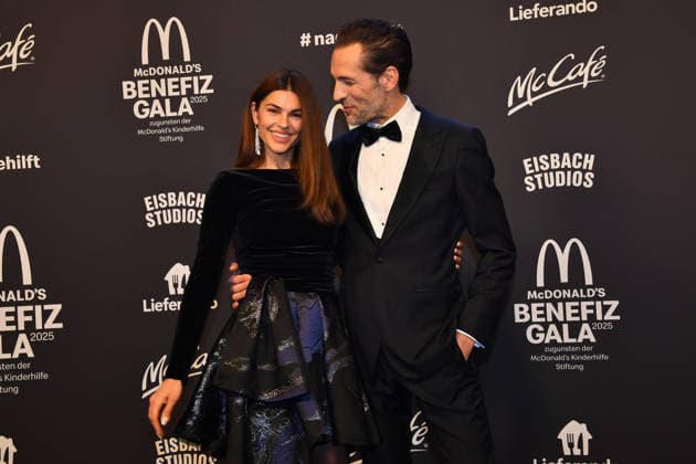 Alexander Mazza mit Ehefrau Viola McDonalds Benefiz Gala McDonalds Kinderhilfe Stiftung Eisbach Studios München 06. Dezember 2025