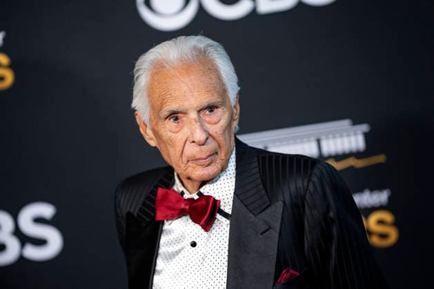 Composer and Conductor Bill Conti arrives on the red carpet for the 48th annual Kennedy Center Honors at the Kennedy Center in Washington DC on Sunday, December 7, 2025. President Donald Trump will host this year s event, which honors songwriter George Strait, actors Michael Crawford and Sylvester Stallone, singer Gloria Gaynor, and the rock band Kiss.  WAP20251207583 BONNIExCASH