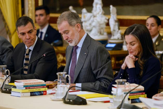 09-12-2025 Madrid Queen Letizia and King Felipe during the annual meeting of the Board of Trustees of the Cervantes Institute at the Royal Palace of Aranjuez in Madrid. Â  Copyright: xPPEx