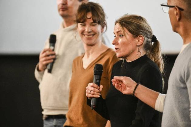Stromberg Kino Tour im Revier - von Mülheim bis Dortmund mit u.a. C.M. Herbst und Bjärne Mädel ** NUR FÜR REDAKTIONELLE ZWECKE ** EDITORIAL USE ONLY **<p>Diana Staehly (Mitte) Milena Dreißig und Christoph Maria Herbst (v.l.) sind am Dienstag, 09. Dezember 2025 bei der Stromberg Kino Tour im UCI in Bochum dabei. Deutschland NRW Bochum Copyright: VladimirxWegener