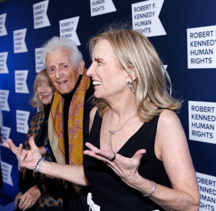 December 9, 2025, New York, Ny, United States: Kerry Kennedy, Gigi Benson and Harry Benson attend the 2025 Ripple of Hope Award Gala. Held at Midtown Hilton in New York. Zuma Press December 9, 2025. New York United States - ZUMAp281 20251209_zea_p281_043 Copyright: xPhotoxImagexPressx