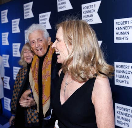 December 9, 2025, New York, Ny, United States: Kerry Kennedy, Gigi Benson and Harry Benson attend the 2025 Ripple of Hope Award Gala. Held at Midtown Hilton in New York. Zuma Press December 9, 2025. New York United States - ZUMAp281 20251209_zea_p281_044 Copyright: xPhotoxImagexPressx