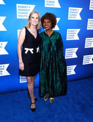 December 9, 2025, New York, Ny, United States: Kerry Kennedy and Alfre Woodard attend the 2025 Ripple of Hope Award Gala. Held at Midtown Hilton in New York. Zuma Press December 9, 2025. New York United States - ZUMAp281 20251209_zea_p281_051 Copyright: xPhotoxImagexPressx