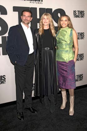 Bradley Cooper, Laura Dern und Andra Day beim Special Screening des Kinofilms Is This Thing On? im DGA Theater. New York, 10.12.2025