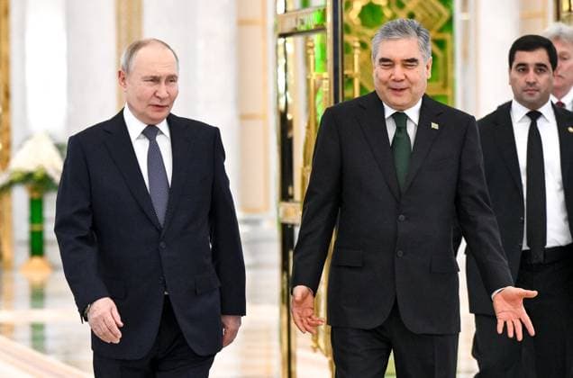 Turkmenistan Russia 9069814 12.12.2025 Russian President Vladimir Putin and Chairman of the People s Council of Turkmenistan (Khalk Maslahaty) Gurbanguly Berdimuhamedov attend a meeting in Ashgabat, Turkmenistan. Kristina Kormilitsyna Sputnik Ashgabad Turkmenistan  Copyright: xKristinaxKormilitsynax