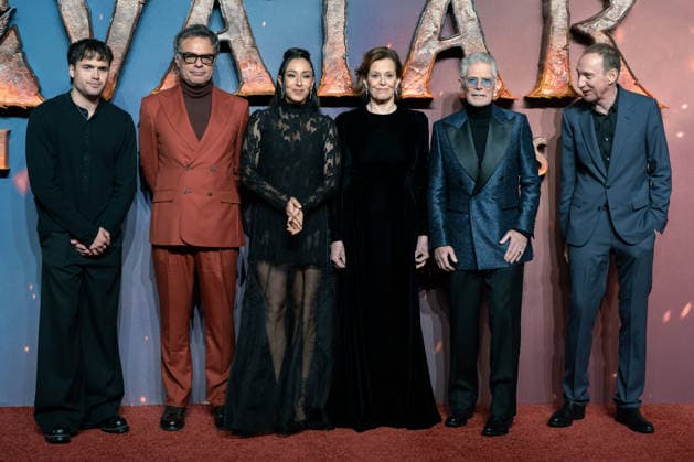 December 11, 2025, London, United Kingdom: (L-R) Jamie Flatters, Jermaine Clement, Oona Chaplin, Sigourney Weaver, Stephen Lang and David Thewlis attend the Avatar: Fire And Ash UK Premiere at BFI IMAX Waterloo. London United Kingdom - ZUMAs197 20251211_aaa_s197_428 Copyright: xLounisxTiarx