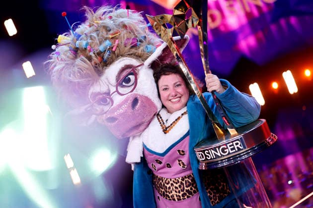 Schauspielerin Meltem Kaptan siegt als Figur Muuhnika in der Prosieben-Show The Masked Singer in den MMC-Studios in Ossendorf. Köln, 13.12.2025 NRW Deutschland Copyright: xChristophxHardtx