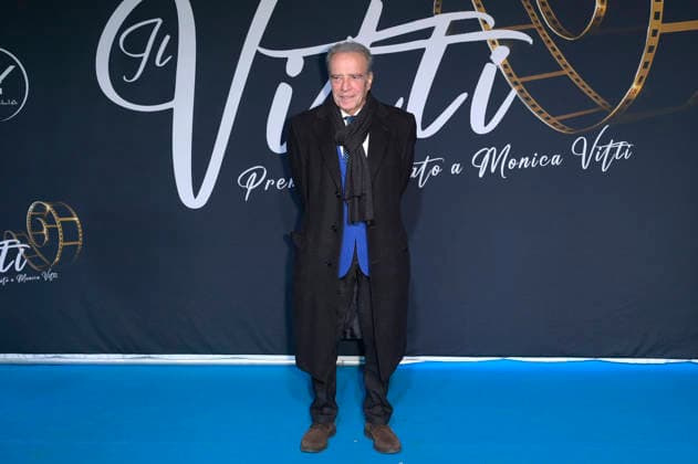Enrico Montesano bei der Preisverleihung Il Vitti 2025 im Centro Congressi Roma La Nuvola. Rom, 14.12.2025