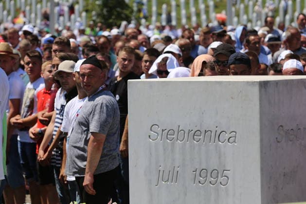 71 victims of Srebrenica genocide will be buried in Potocari SREBRENICA, BOSNIA AND HERZEGOVINA - JULY 11 : People pray ahead of funeral ceremony of newly identified 71 Srebrenica genocide victims, to mark the 22nd anniversary of the Srebrenica genocide, at Potocari Memorial Center in Potocari village of Srebrenica, Bosnia and Herzegovina on July 11, 2017. Serbian army led by Ratko Mladic carried out a genocide and killed more than 8 000 Bosnian in Srebrenica on 11th July 1995. Bosna Hersek World. Editorial use only. Please get in touch for any other usage.  Copyright: x2025xAnadoluxKemalxZorlakx
