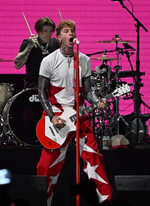 The iHeartRadio Y100 s Jingle Ball 2025 at Kaseya Center Featuring: MGK, Machine Gun Kelly Where: Miami, Florida, United States When: 20 Dec 2025 Credit: Robert Bell INSTARimages EDITORIAL USE ONLY. NOT FOR USE BY NEWSPAPERS BASED IN THE UK. Copyright: xx instar55350955