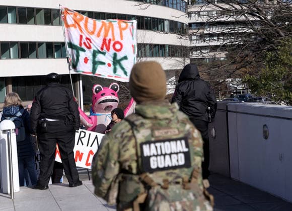 Protest against the name of Donald J. Trump to the Kennedy Center In Washington DC, USA. Security personnel and National Guard members block demonstrators from protesting in front of the John F. Kennedy Memorial Center for the Performing Arts building, in Washington, D.C., USA, on December 20, 2025. Activists opposed adding the name Donald J. Trump to the Kennedy Center for the Performing Arts. Washington DC USA  Copyright: xMatrixxImagesx xGentxShkullakux