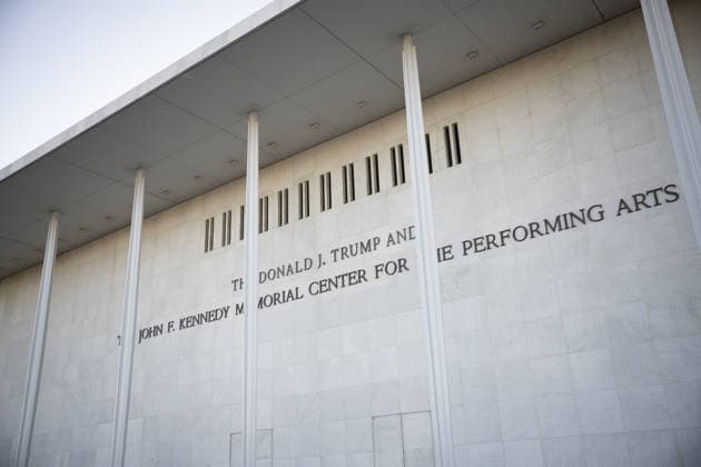 Donald Trump and John F. Kennedy Center WASHINGTON DC, UNITED STATES - DECEMBER 29: A view of the John F. Kennedy Center for the Performing Arts which was recently renamed the The Donald J. Trump and John F. Kennedy Memorial Center for the performing arts in Washington, DC on December 29, 2025. Celal Gunes Anadolu Washington United States. Editorial use only. Please get in touch for any other usage.  Copyright: x2025xAnadoluxCelalxGunesx