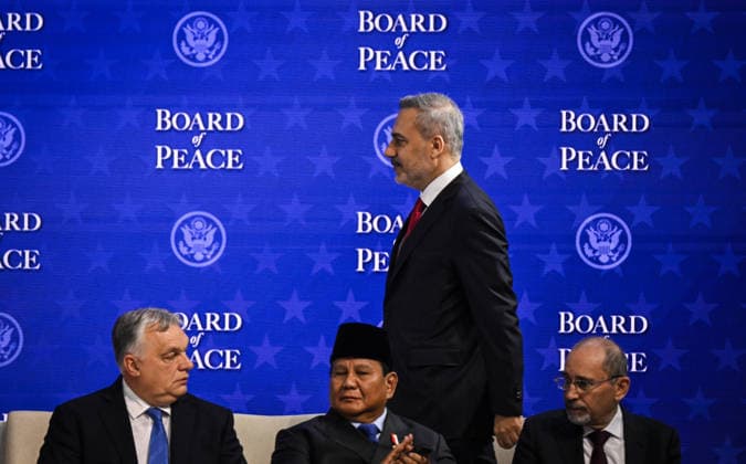 US President Donald Trump attends Board of Peace DAVOS, SWITZERLAND - JANUARY 22: Turkish Foreign Minister Hakan Fidan attends the Board of Peace session held as part of the 56th World Economic Forum (WEF) in Davos, Switzerland on January 22, 2026. Harun Ozalp Anadolu Davos Switzerland. Editorial use only. Please get in touch for any other usage.  Copyright: x2026xAnadoluxHarunxOzalpx
