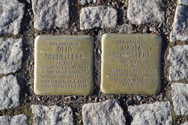 Stolpersteine zwischen Straßensteinen, Geschichte, Mahnung und Andenken, Verfolgte des Naziregimes