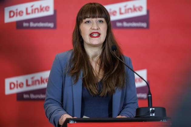 Statement Die Linke Heidi Reichinnek (Die Linke) bei einem Statement am 27.01.26 in Berlin. Berlin Berlin Deutschland Reichstag