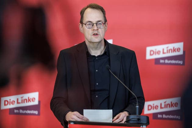Statement Die Linke Soeren Pellmann (Die Linke) bei einem Statement am 27.01.26 in Berlin. Berlin Berlin Deutschland Reichstag