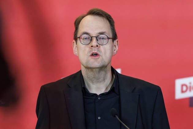 Statement Die Linke Soeren Pellmann (Die Linke) bei einem Statement am 27.01.26 in Berlin. Berlin Berlin Deutschland Reichstag