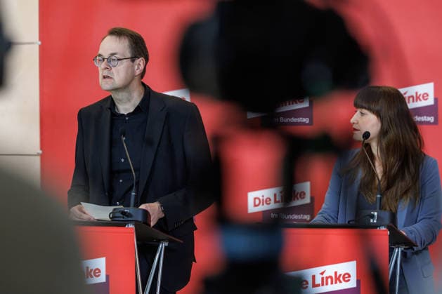 Statement Die Linke Soeren Pellmann (Die Linke) bei einem Statement am 27.01.26 in Berlin. Berlin Berlin Deutschland Reichstag