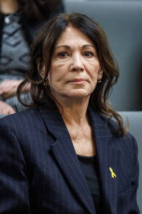 Sonderveranstaltung anlässlich des Tages des Gedenkens an die Opfer des Nationalsozialismus Sonderveranstaltung anlässlich des Tages des Gedenkens an die Opfer des Nationalsozialismus statt im Deutschen Bundestag am 28.01.26 in Berlin. Iris Berben zu Gast im Bundestag. Berlin Berlin Deutschland Bundestag