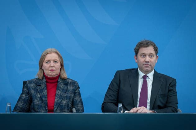 Pressestatement, Koalitionsausschuss Pressestatement, Ergebnisse Koalitionsausschuss, Vizekanzler, Finanzminister, SPD, Lars Klingbeil, Bundesministerin für Arbeit und Soziales, Parteivorsitzende, Bärbel Bas Berlin Berlin GER