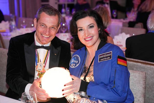 Verleihung des Orden wider den tierischen Ernst in Aachen Dorothee Baer gemeinsam mit Michael Mronz bei der Verleihung des Orden Wider den tierischen Ernst im Congress Center, Aachen, 31.01.2026 Aachen NRW Deutschland
