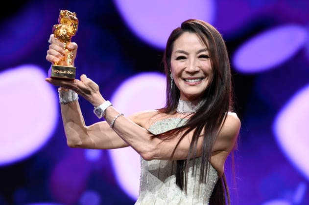 Michelle Yeoh bei der Verleihung des Goldenen Ehrenbären für das Lebenswerk während der Eröffnungszeremonie der Berlinale 2026 76. Internationale Filmfestspiele Berlin im Berlinale Palast . Berlin, 12.02.2026