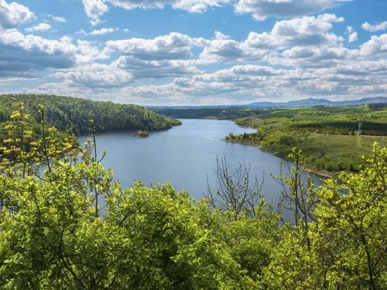 Ausblick auf die Rappbodetalsperre im Harz, Wendefurth, Sachsen-Anhalt, Deutschland View of the Rappbode Reservoir in the Harz Mountains, Wendefurth, Saxony-Anhalt, Germany Copyright: imageBROKER AndreasxVitting ibxavi16623358.jpg