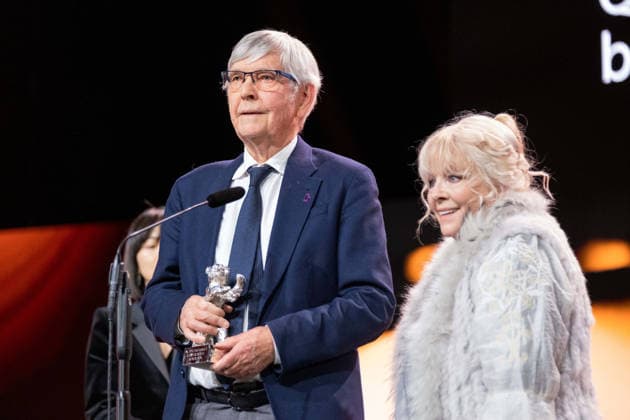 Anna Calder-Marshall und Tom Courtenay mit dem Silbernen Bär für die beste Schauspielerische Leistung in einer Nebenrolle in dem Film Queen at Sea anlässlich der 76. Internationalen Filmfestspiele Berlin. Anna Calder-Marshall and Tom Courtenay with the Silver Bear for Best Supporting Performance in the film Queen at Sea at the 76th Berlin International Film Festival. snapshot-photography K.M.Krause