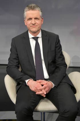 Thorsten Frei in der ARD-Talkshow maischberger im Studio Berlin Adlershof. Berlin, 24.02.2026