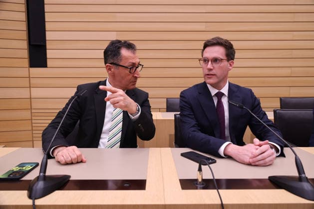 Landtagswahl Baden Württemberg 08.03.2026, Germany, Baden Württemberg, Stuttgart, Landtag, LandtagswahlBaden Württemberg, Grüne Spitzenkandidat Cem Özdemir, CDU Spitzenkandidat Manuel Hagel, eisige Stimmung Stuttgart Baden-Württtemberg Germany