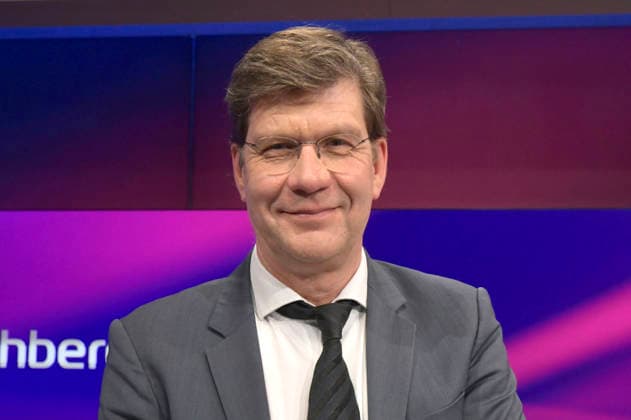 Christoph Schwennicke in der ARD-Talkshow maischberger im Studio Berlin Adlershof. Berlin, 16.03.2026