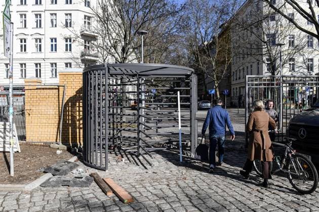 Görlitzer Park Zaun ** NUR FÜR REDAKTIONELLE ZWECKE ** EDITORIAL USE ONLY **<p>Am 26. Februar 2026 wird am zukünftigen Zaun im Görlitzer Park in Berlin Kreuzberg gebaut. Deutschland Berlin Berlin Copyright: SergejxGlanze