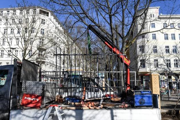 Görlitzer Park Zaun ** NUR FÜR REDAKTIONELLE ZWECKE ** EDITORIAL USE ONLY **<p>Am 26. Februar 2026 wird am zukünftigen Zaun im Görlitzer Park in Berlin Kreuzberg gebaut. Deutschland Berlin Berlin Copyright: SergejxGlanze