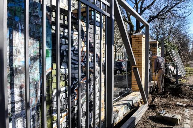 Görlitzer Park Zaun ** NUR FÜR REDAKTIONELLE ZWECKE ** EDITORIAL USE ONLY **<p>Am 26. Februar 2026 wird am zukünftigen Zaun im Görlitzer Park in Berlin Kreuzberg gebaut. Deutschland Berlin Berlin Copyright: SergejxGlanze