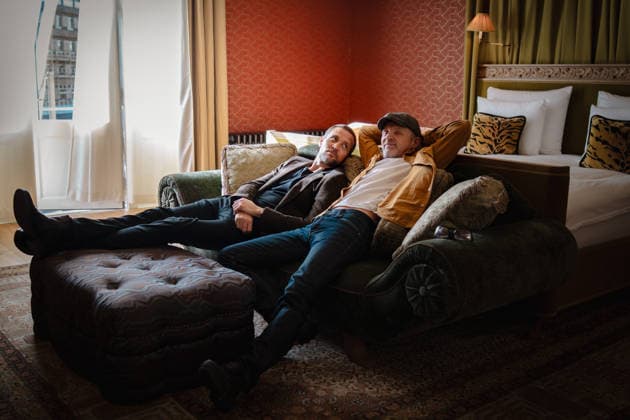 Pressedag for Jo Nesbos Â«Harry HoleÂ» Oslo 20260323. Skuespiller Tobias Santelmann og forfatter Jo Nesbo pa Netflix sin pressedag for tv-serien Â«Harry HoleÂ» pa Villa Inkognito i Oslo mandag. Foto: Amanda Pedersen Giske NTB Oslo Norge mMlcwlw6sAo EDITORIAL USE ONLY Ref:_ENTmMlcwlw6sAo.jpg Copyright: xAmandaxPedersenxGiskex xNTBx
