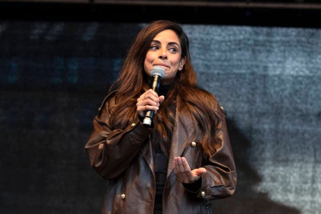 Collien Fernandes bei der Demonstration gegen sexualisierte Gewalt unter dem Motto Es reicht! Die Scham muss die Seite wechseln. auf dem Rathausmarkt. Hamburg, 26.03.2026
