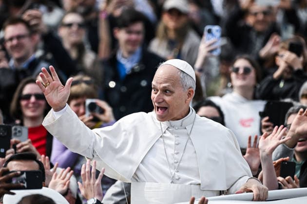 Rom, Vatikan 29.03.2026 Papst Leo XIV. bei der Audienz nach der Palmsonntagsmesse auf dem Petersplatz