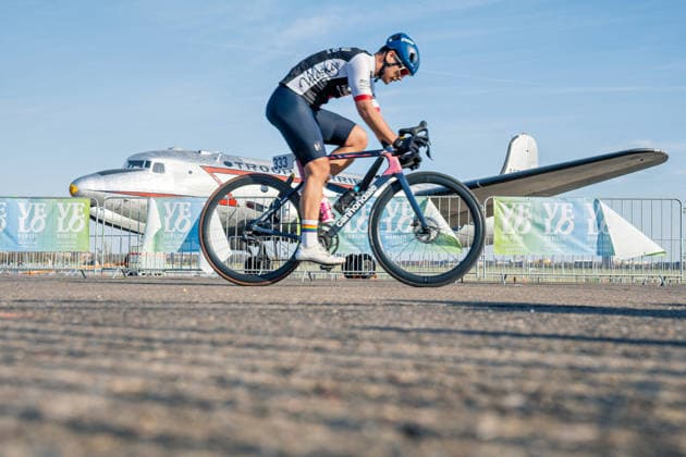 News Bilder des Tages Berlin,11.04.2026,VELOBerlin ist das Fahrradfestival auf dem ehemaligen Flughafen Tempelhof